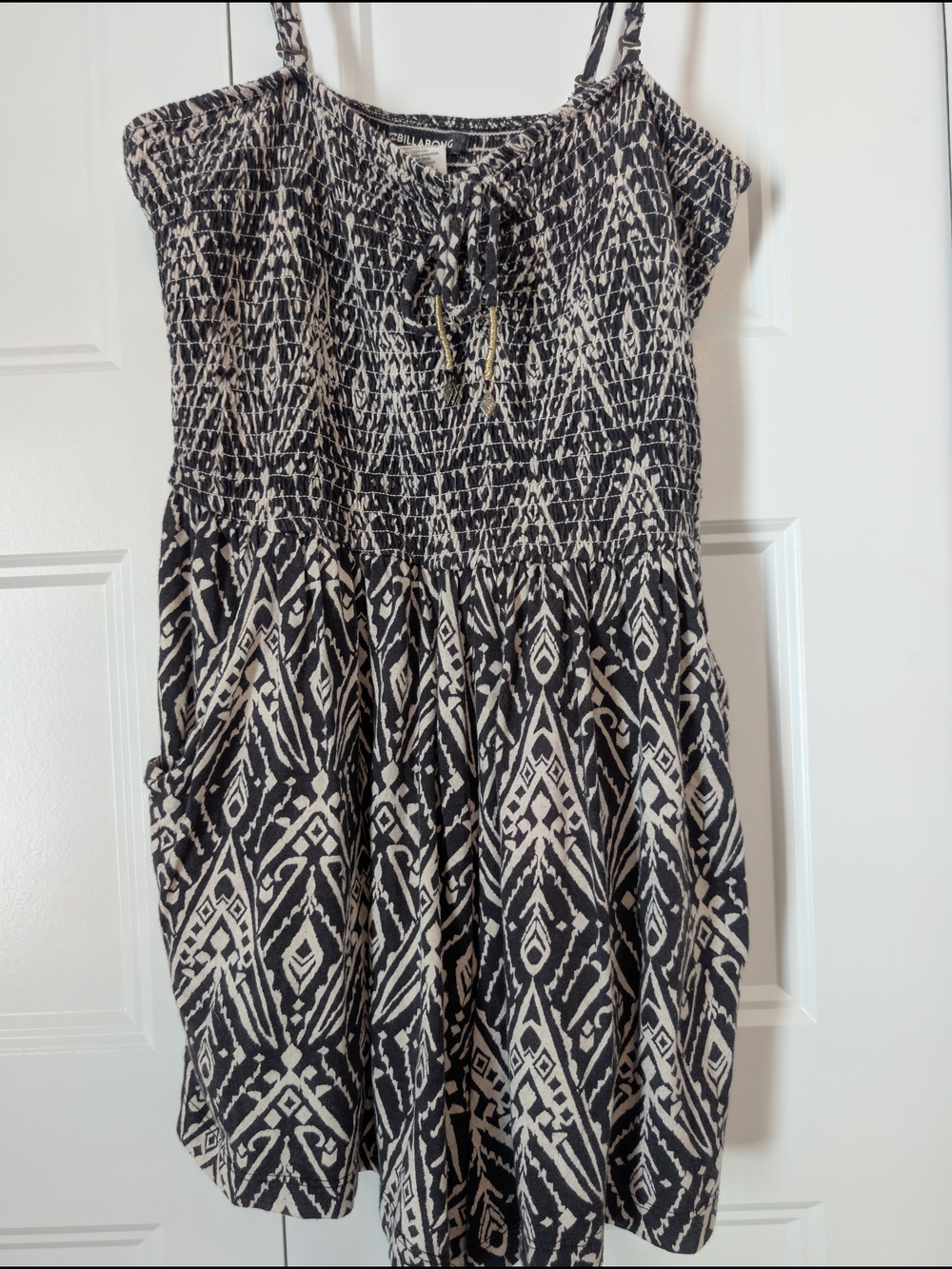 Billabong Black and Cream Smocked Removable Straps Romper Medium